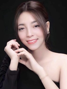 Wife from Thailand Wannee Khomkrit from Bangkok age 20