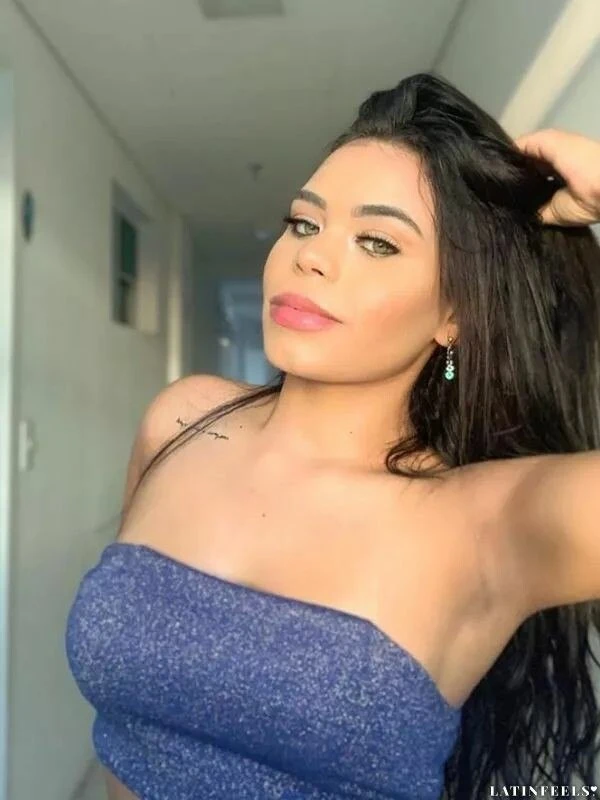 Wife from Dominican Republic Claudia Rios from Santiago de los Caballeros age 25